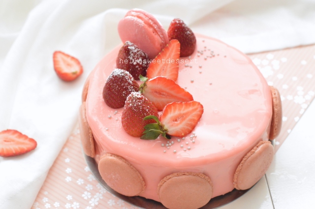 Strawberry white chocolate mousse cake 5